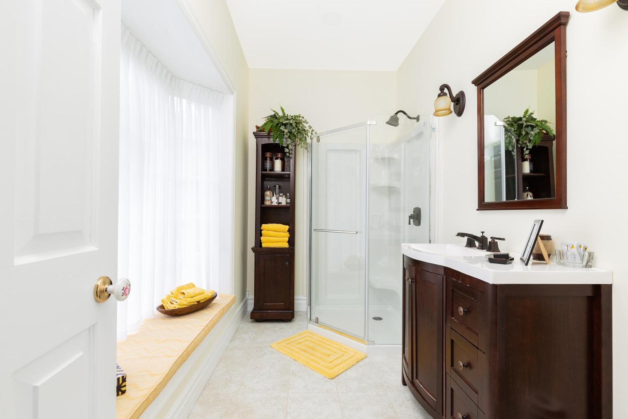 Greystone On Golden Lake Deacon Room photo