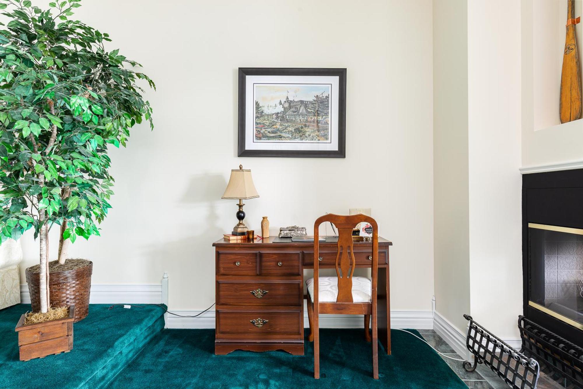 Greystone On Golden Lake Deacon Room photo